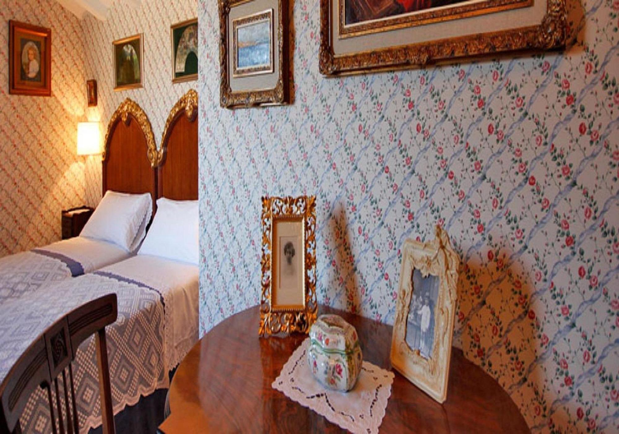 La Casa De Sebastian Guest House Valderrobres Bilik gambar